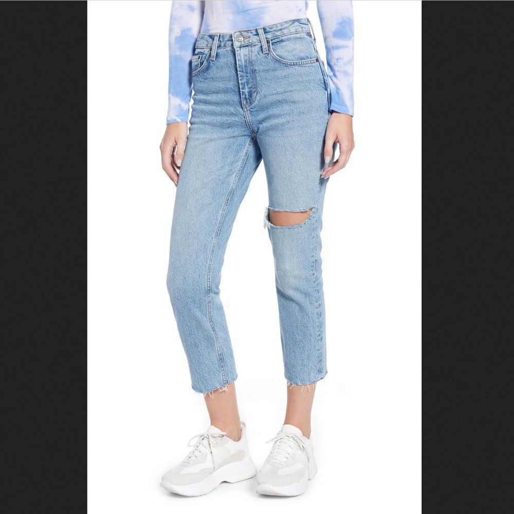 Topshop Ripped Straight Leg Raw Hem Jeans in Bleach at Nordstrom,‎ Size 36